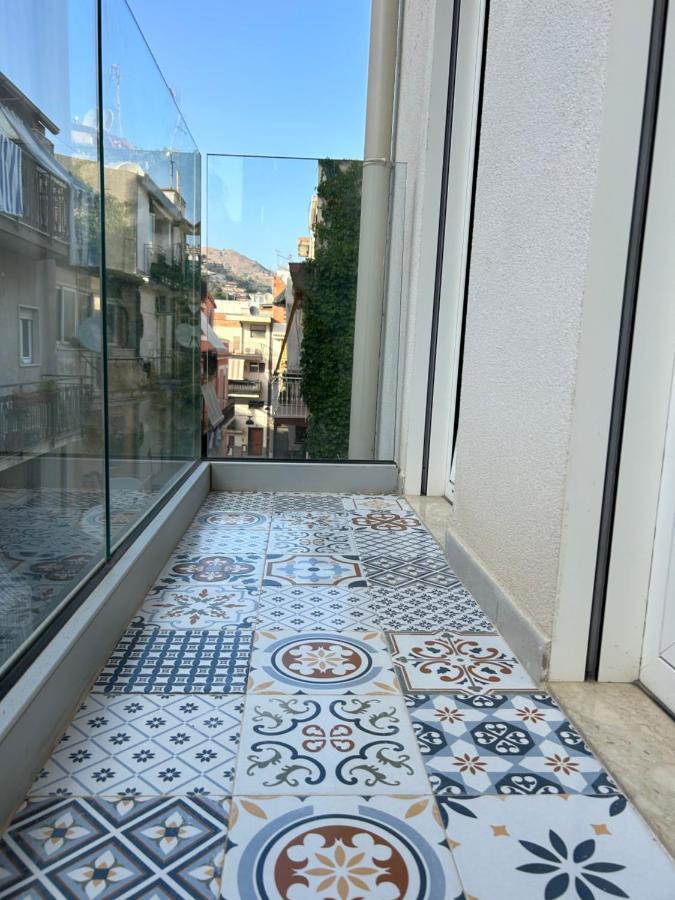 A Casa Del Nonno Jack Villa Letojanni Exteriör bild